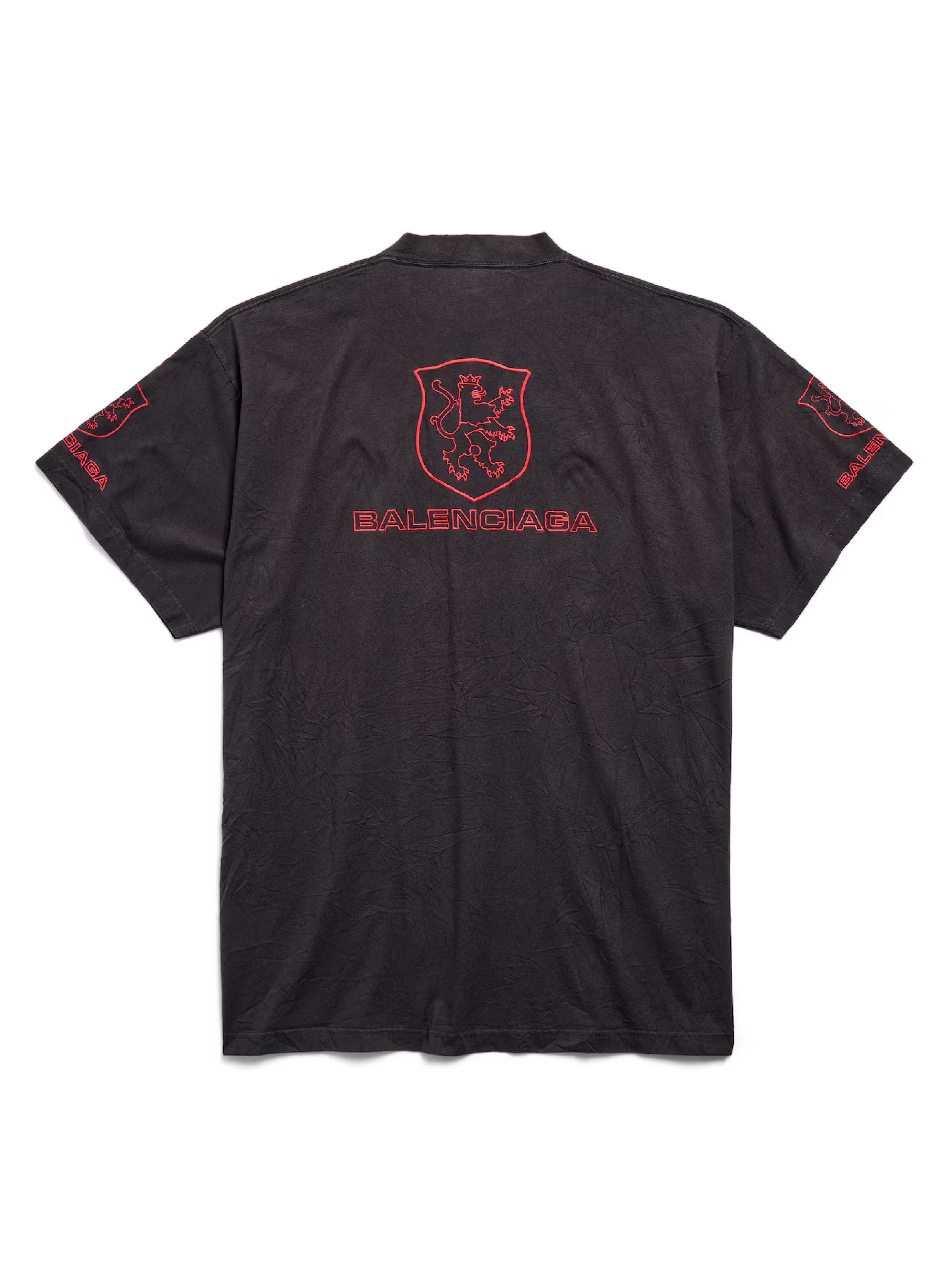 Lion Club T-shirt Oversized in Black/red